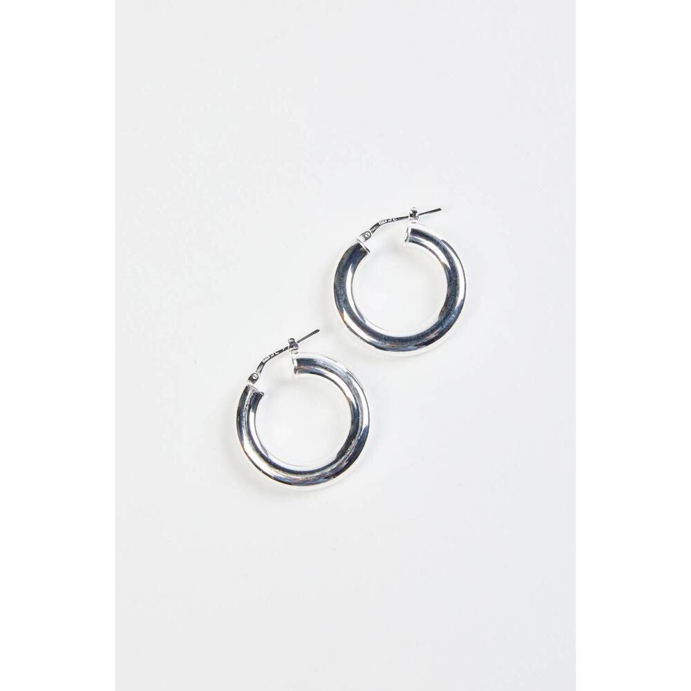 NEW VERMEER STUDIO everyday hoops in silver